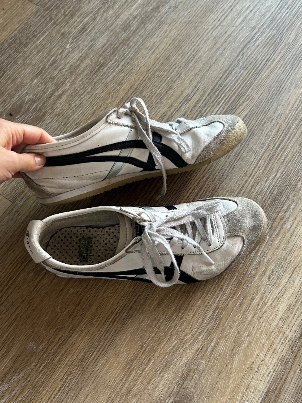 Onitsuka size w7.5